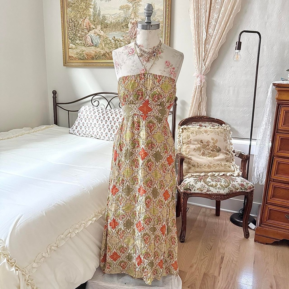 Silk Boho Maxi Dress  Y2K Banana Republic size 8 100 percent silk maxi dress